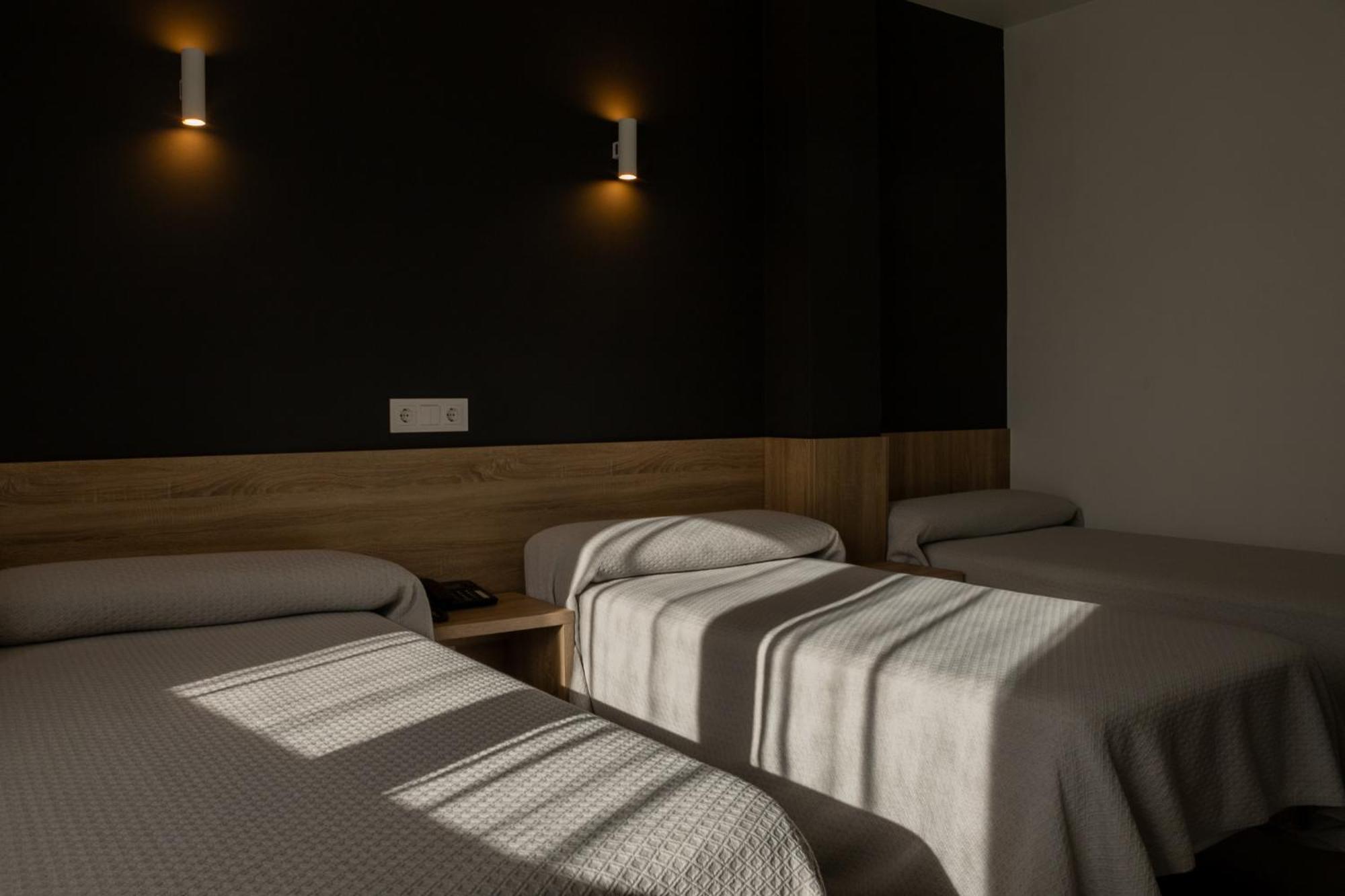 Hotel Hollywood Cangas do Morrazo Exterior photo